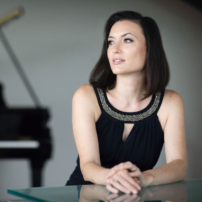 Irena Gulzarova Keller, piano